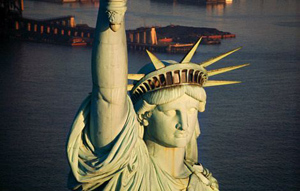 statue